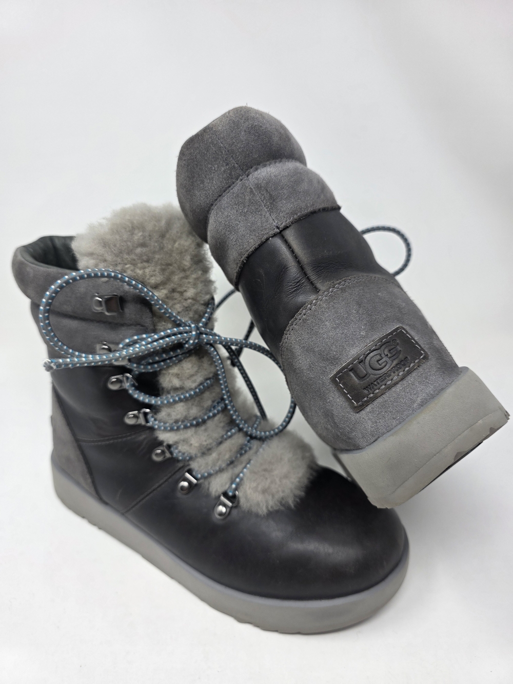 UGG Viki Waterproof Boots Gray Womens 8.5